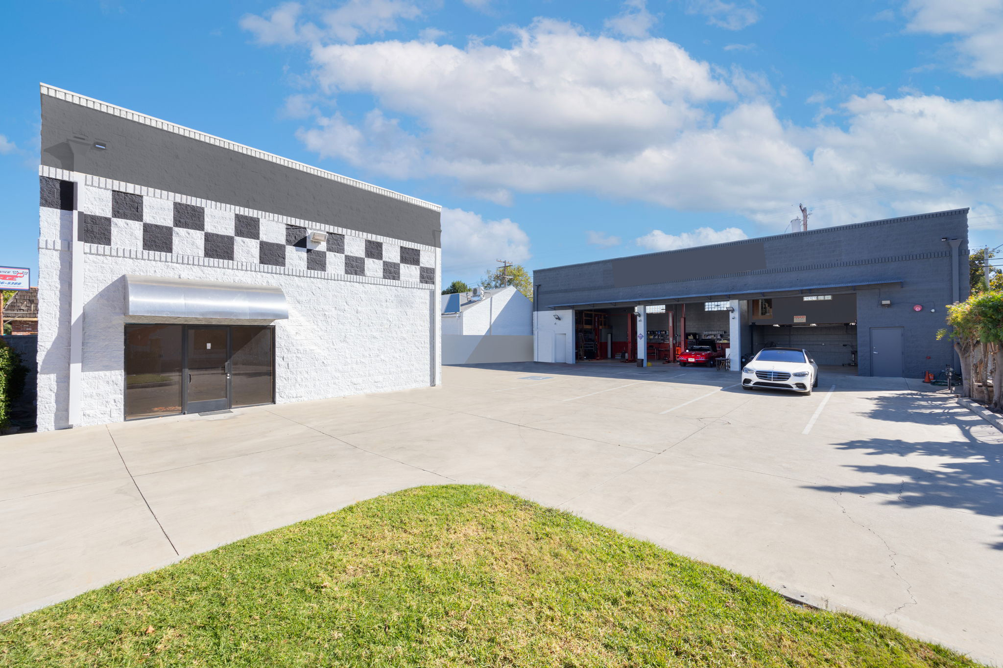 4012 Burbank Sublease View